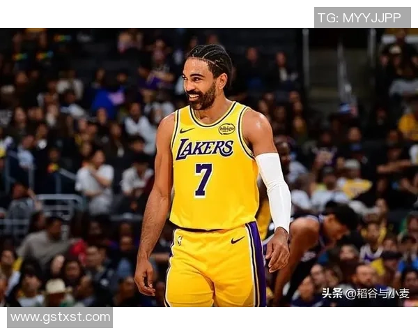攻防两头都存在感缺乏！湖人后场大将再这样下去就要位置不保了？